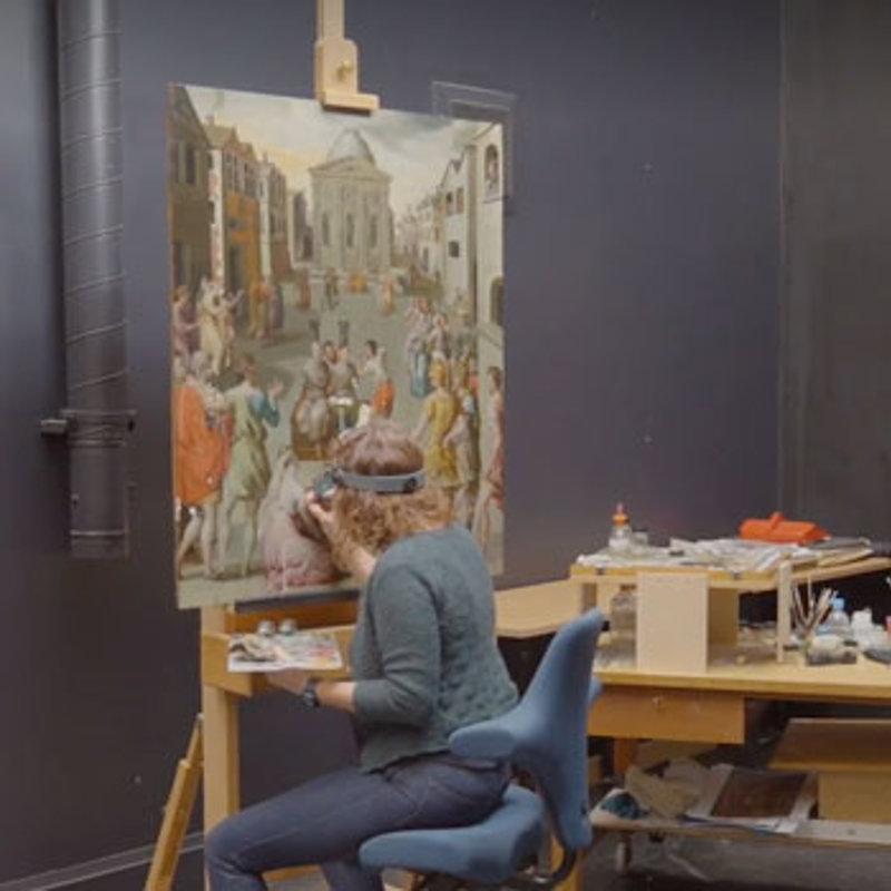 Behind the scenes in Conservation